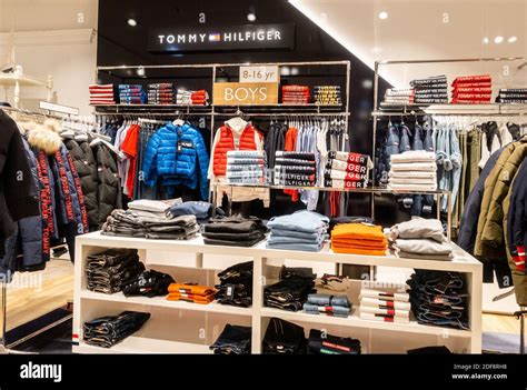 tommy hilfiger geschäft.